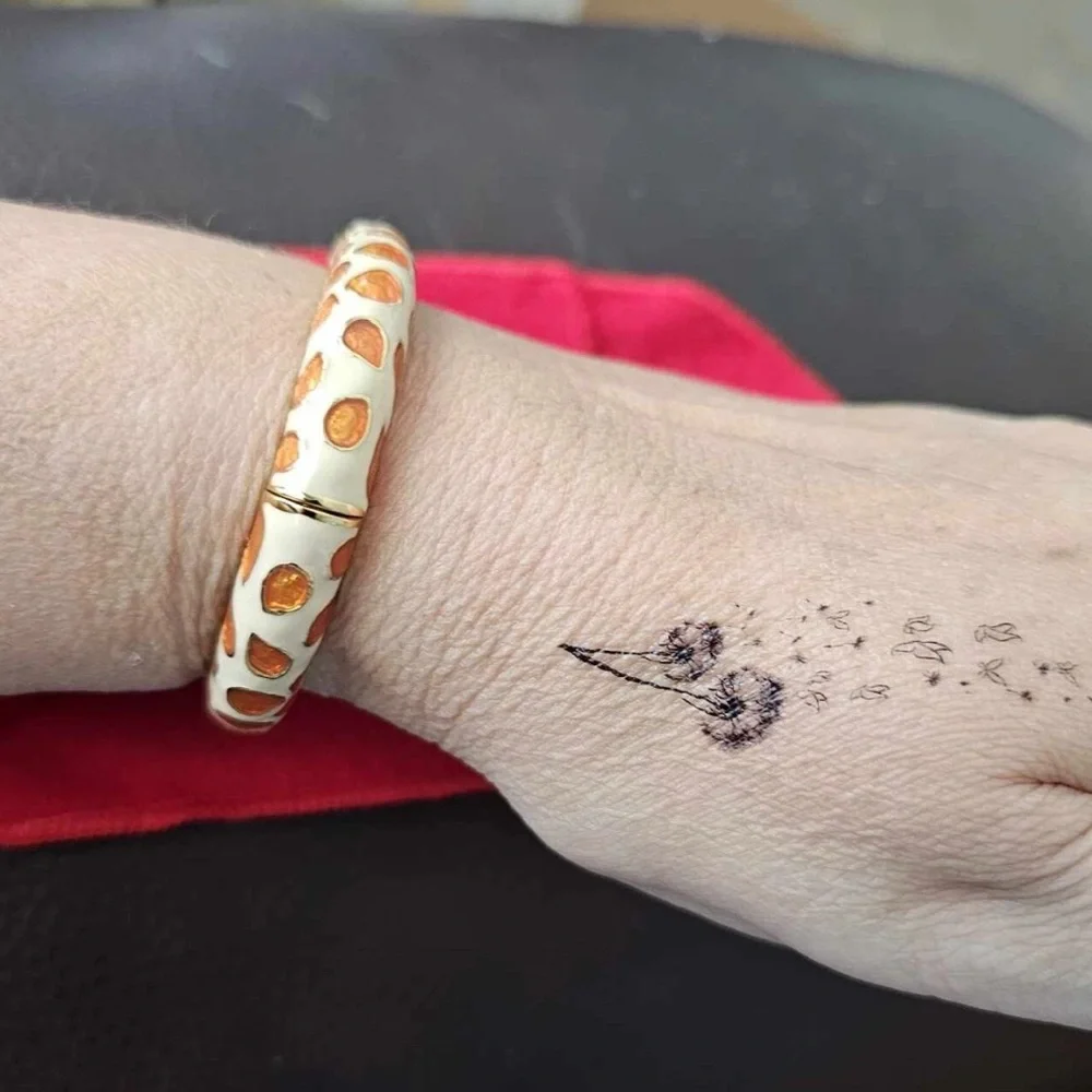 Kenneth Jay Lane Gold and Orange Geometric Bangle - Picture 3 of 7